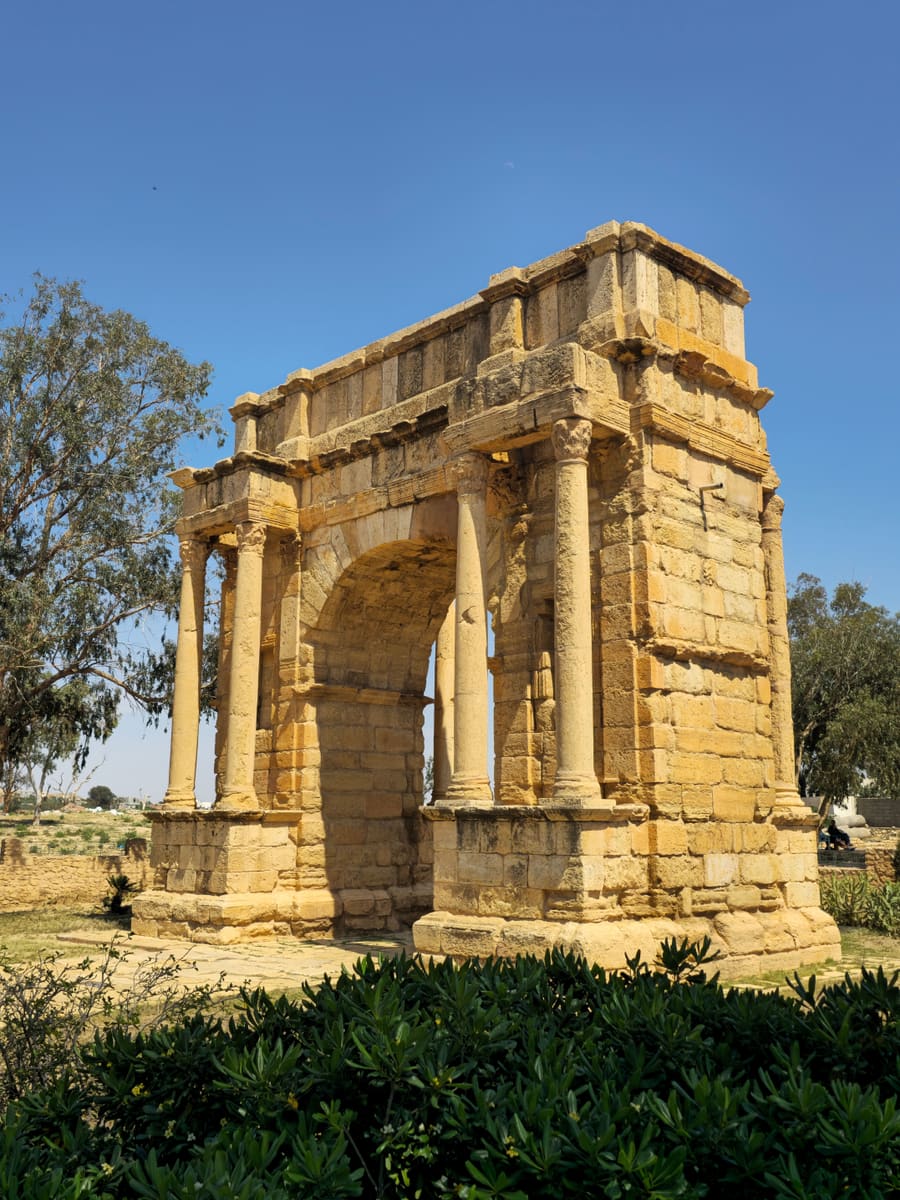 Roman Arch — Libya